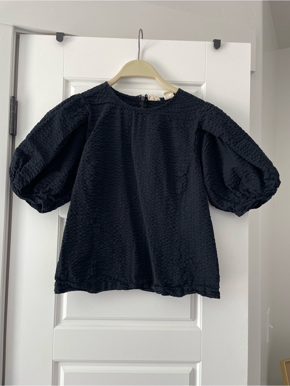 Levi's Black Puff Sleeve Blouse for Women